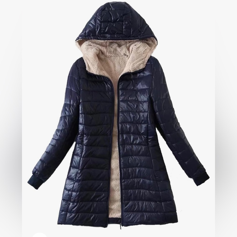 NWOT Gamivast Navy Blue Womens Long Puffer Jacket Women’s Size Medium